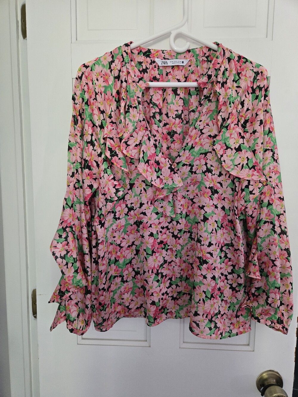 Zara Pink Floral Ruffle V-Neck Blouse with Green Leaves